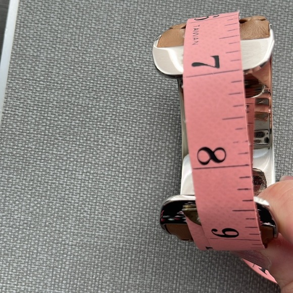 Authentic TOD’S Cuff Bracelet ~ in Light Brown Leather W/ Studded - Picture 12 of 16